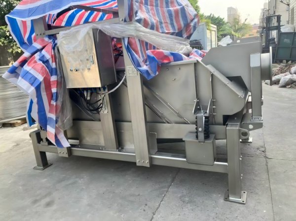 MM4-PT復合運動方式方形振動篩