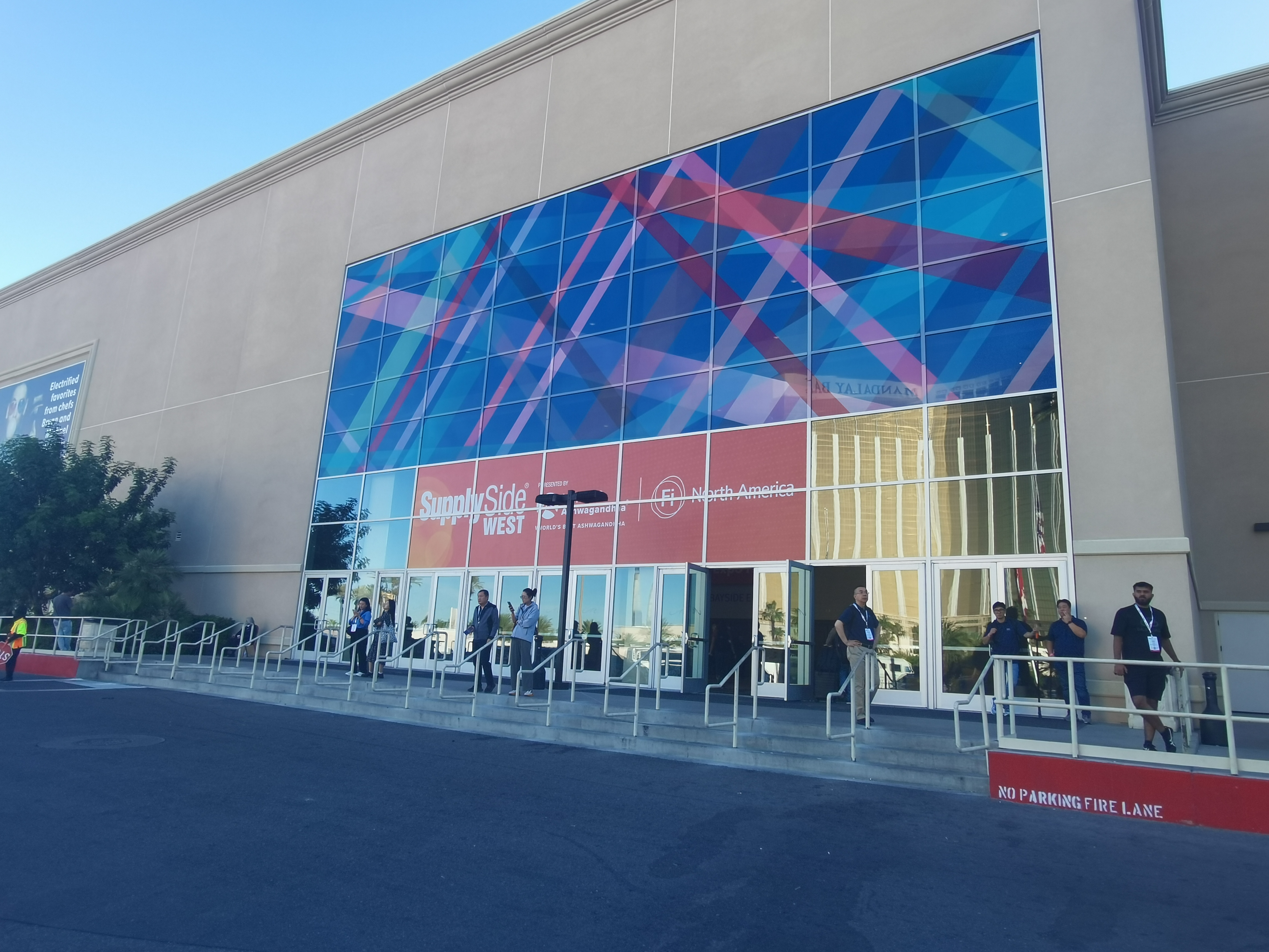 励成精彩亮相美国西部天然健康原料展（SupplySide West 2023）