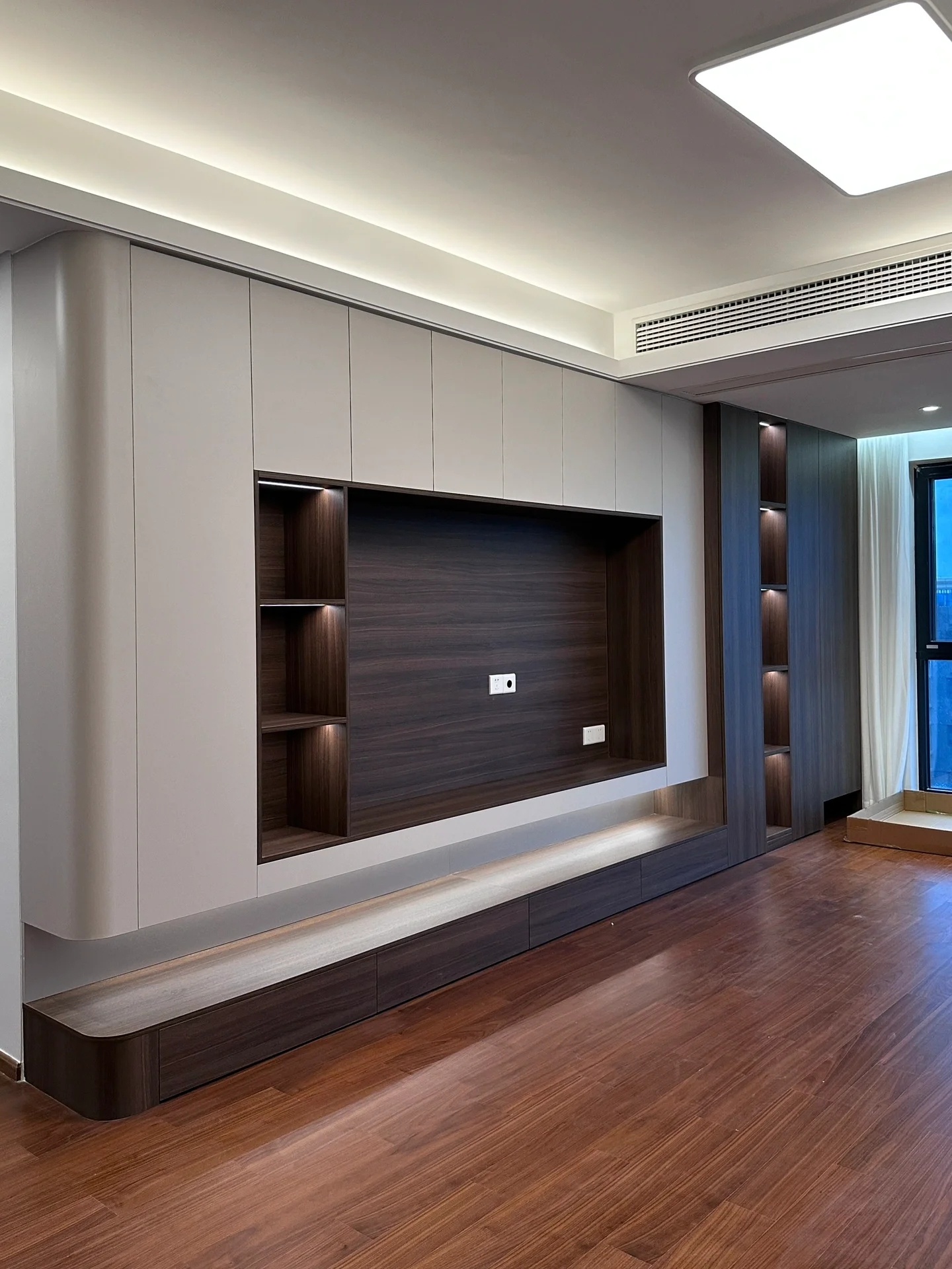 滿墻電視柜定制