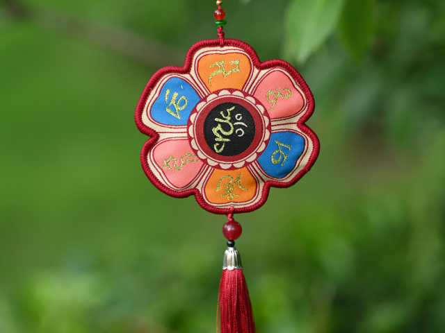 綠色六字真言香囊批發(fā)廠家