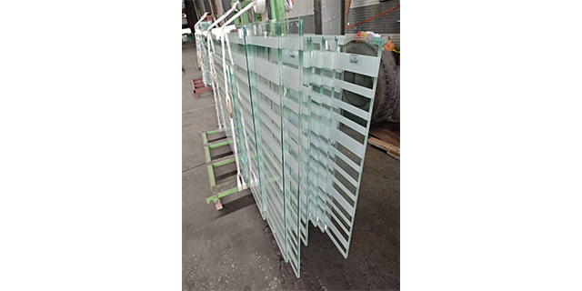佛山高明區(qū)建筑外墻彩釉玻璃透光率