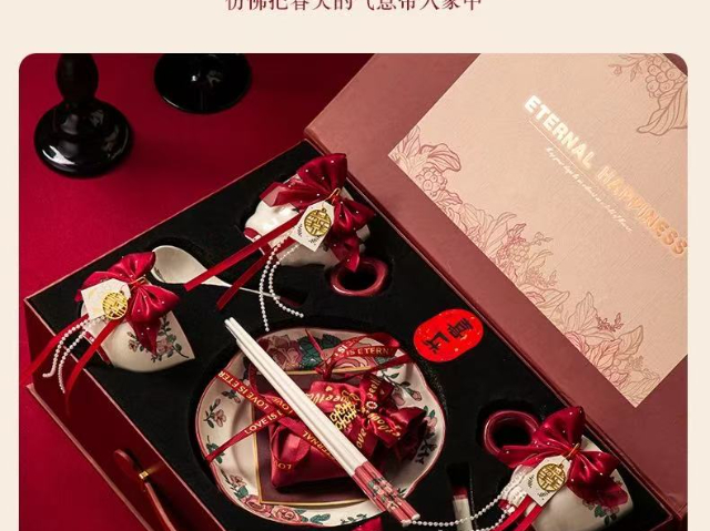 現(xiàn)代化陶瓷杯具加工廠,陶瓷杯具