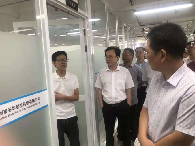 Eb43bd371e3f29cf5934e2099fa3c5ed