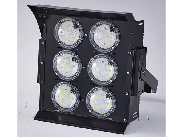 江蘇多塔籃球場館燈配光 湖北昌遠體育設(shè)施工程供應(yīng)