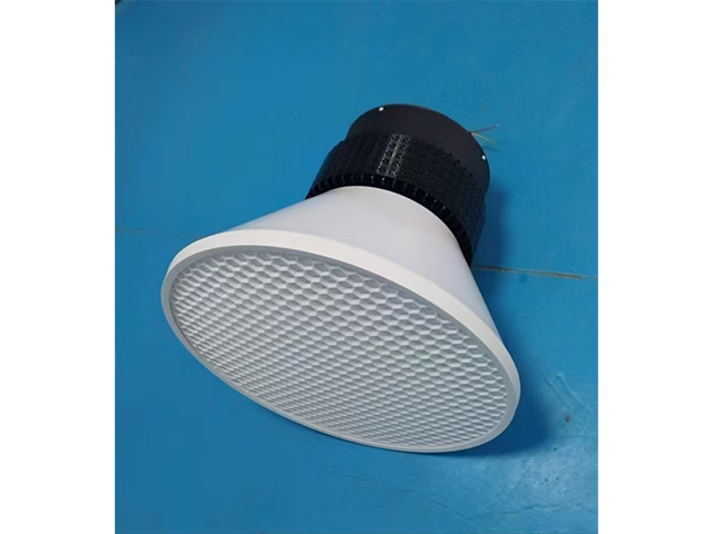 湖南戶外籃球場(chǎng)館燈布燈 湖北昌遠(yuǎn)體育設(shè)施工程供應(yīng)