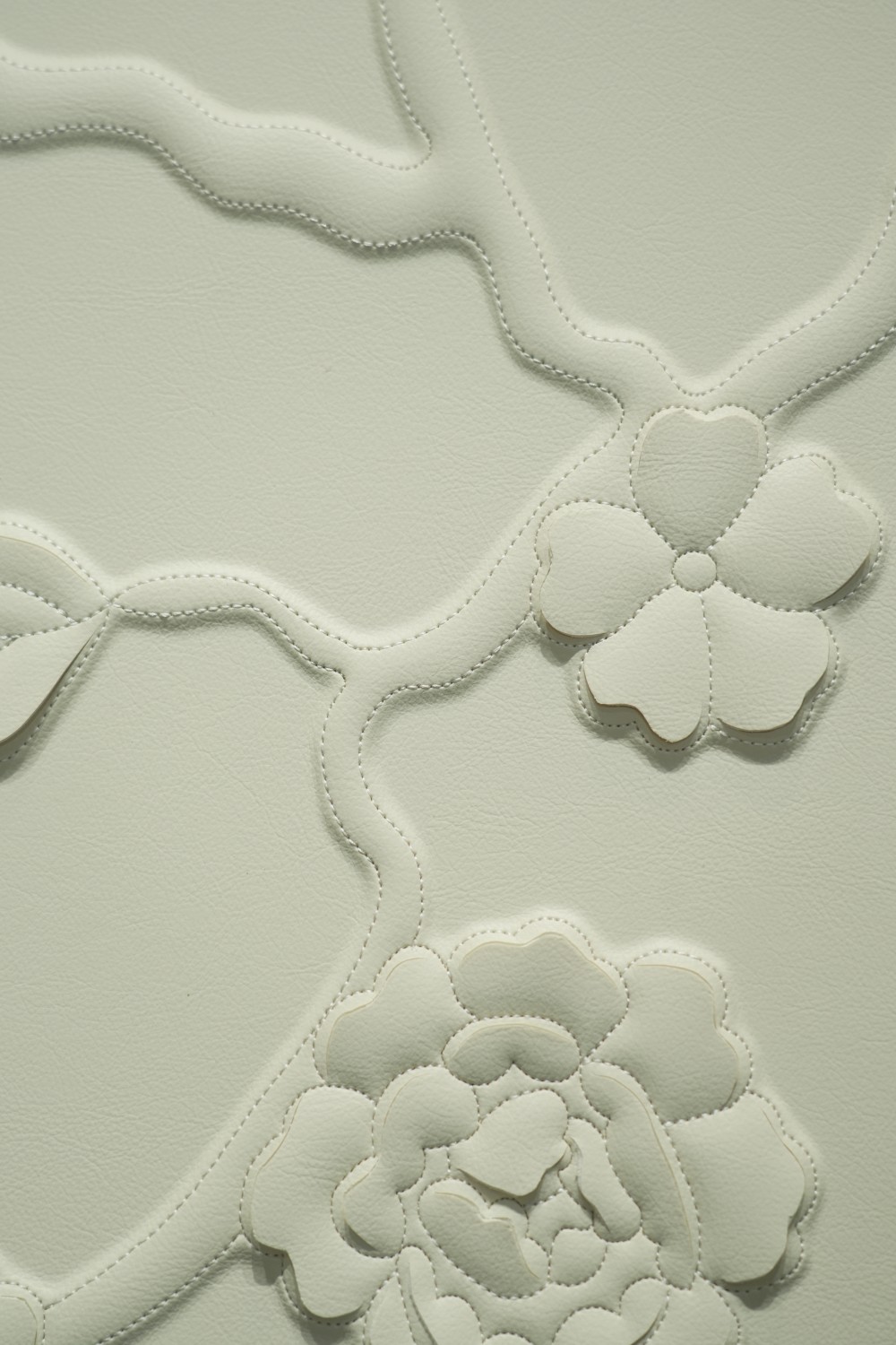 3D Carved Floral Leather Hard Wall Panel, Curved‑Compatible Cut‑Out Flower Wall Panel for Luxury Accent Wall