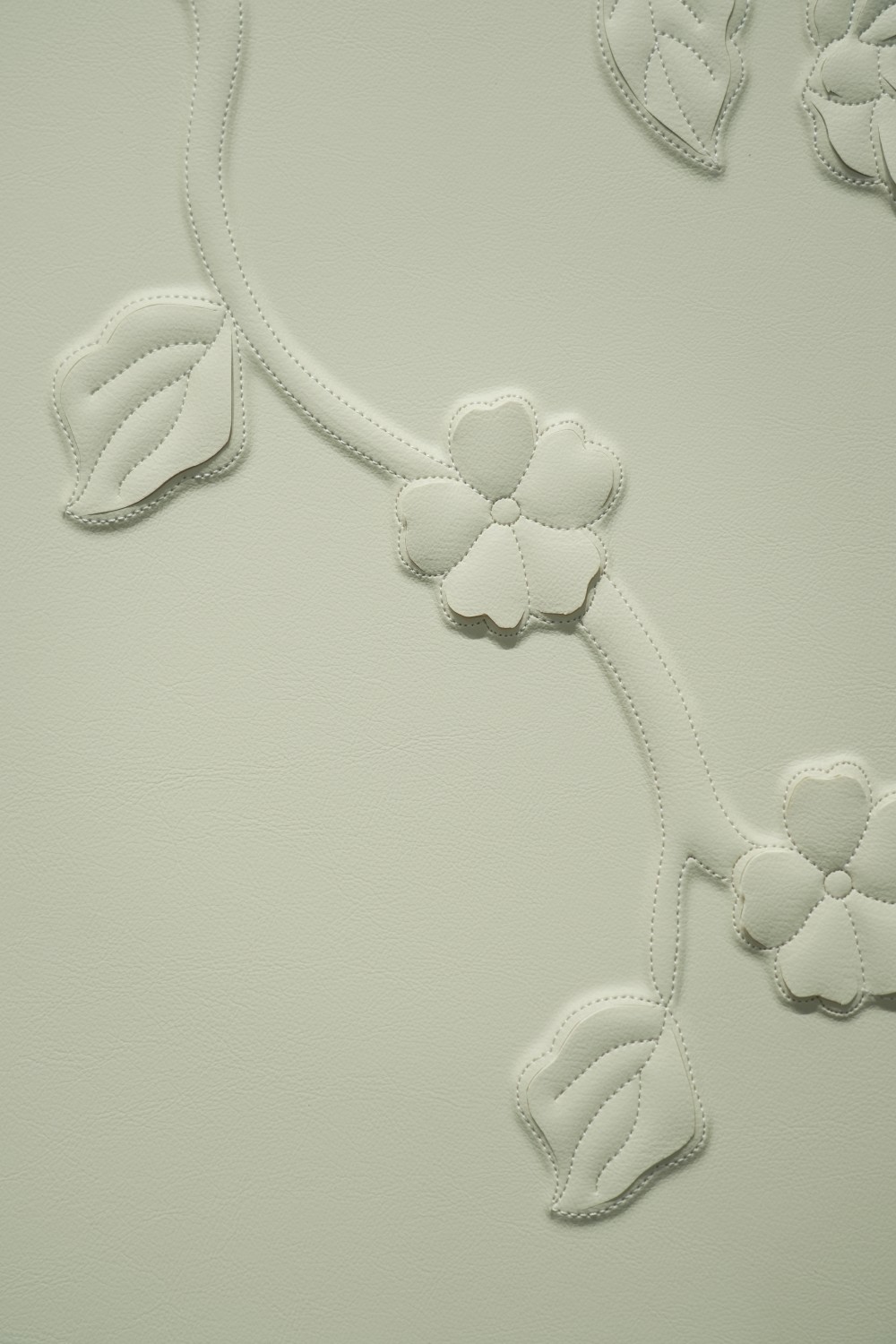 3D Carved Floral Leather Hard Wall Panel, Curved‑Compatible Cut‑Out Flower Wall Panel for Luxury Accent Wall
