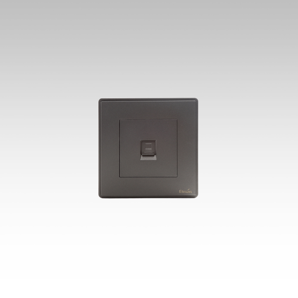 E6 一位電腦插座