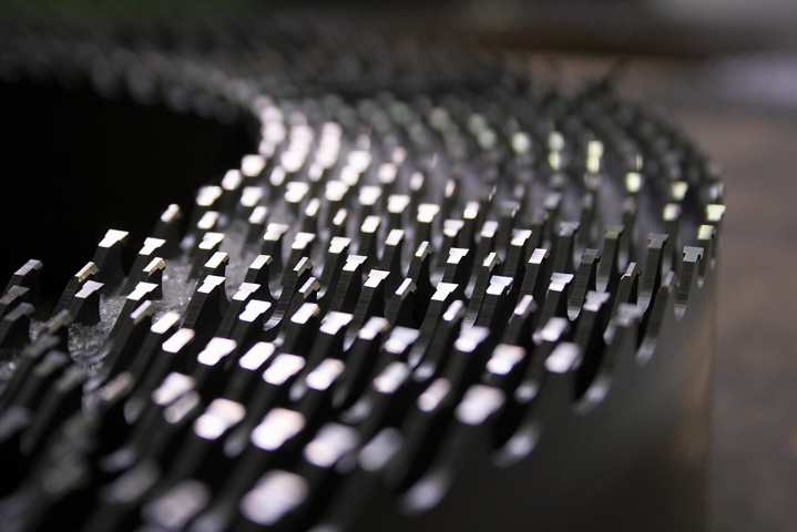 馬鞍山強(qiáng)力帶鋸條聯(lián)系電話 歡迎咨詢 威庫(kù)司鋸業(yè)供應(yīng)