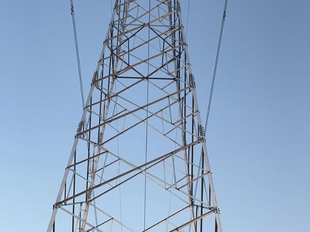 品牌電力塔批量定制 創(chuàng)造輝煌 河北泰晶鋼結(jié)構(gòu)工程供應(yīng);