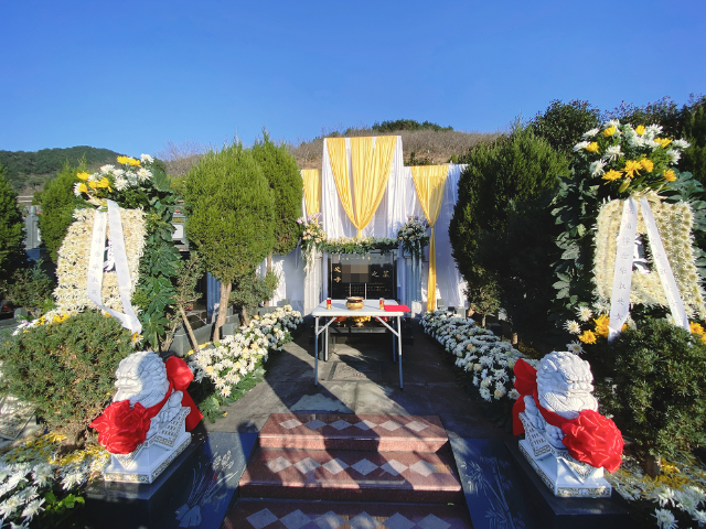 柯橋區(qū)僻靜墓地服務(wù)商 寧波市瑞春殯葬禮儀服務(wù)供應(yīng)