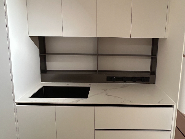 中式餐邊柜供應(yīng)商