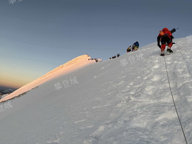 启孜峰前进营地5200米,西藏-启孜峰