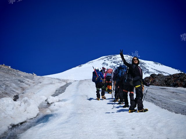 厄尔布鲁士峰7月团,厄尔布鲁士
