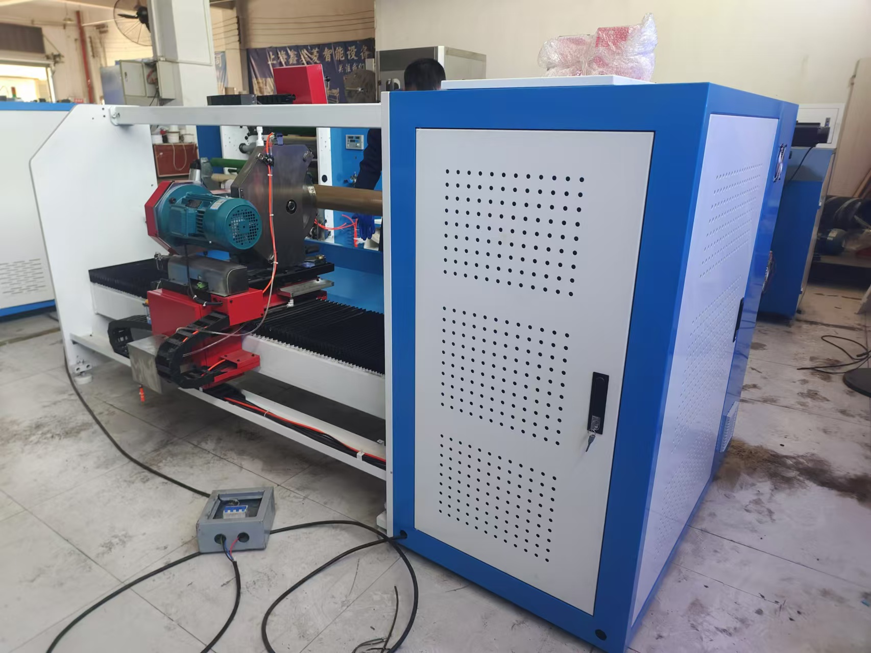 鑫基菱揭秘如何選用薄膜分切機(jī)刀片？