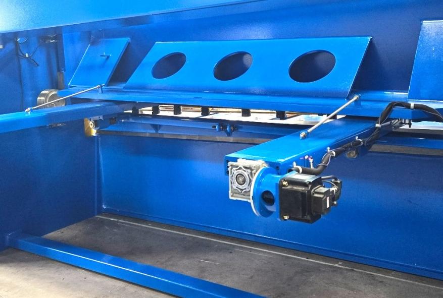 QC11K-16X3200 CNC Hydraulic Guillotine Shear QC11K-16X3200 CNC Hydraulic Guillotine Shear