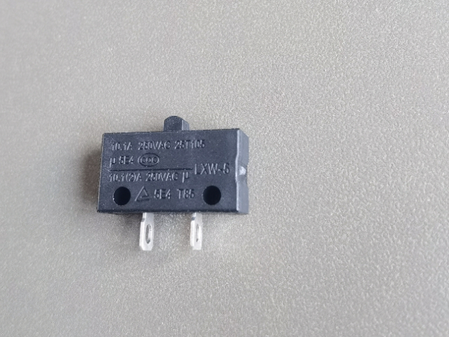 雙電源開關(guān)現(xiàn)貨 樂清市聯(lián)發(fā)電子供應;