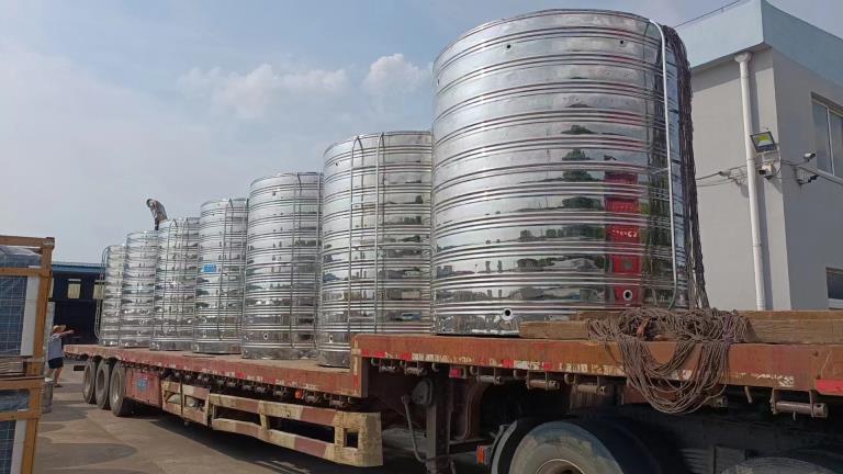 圓形不銹鋼水箱