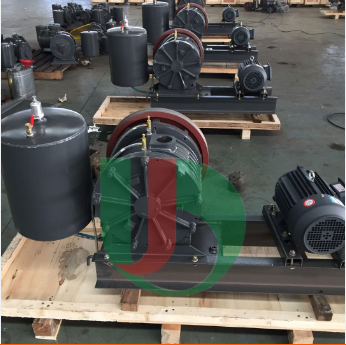 回轉(zhuǎn)風(fēng)機(jī)漏油的原因及處理方法,回轉(zhuǎn)式鼓風(fēng)機(jī)維護(hù)