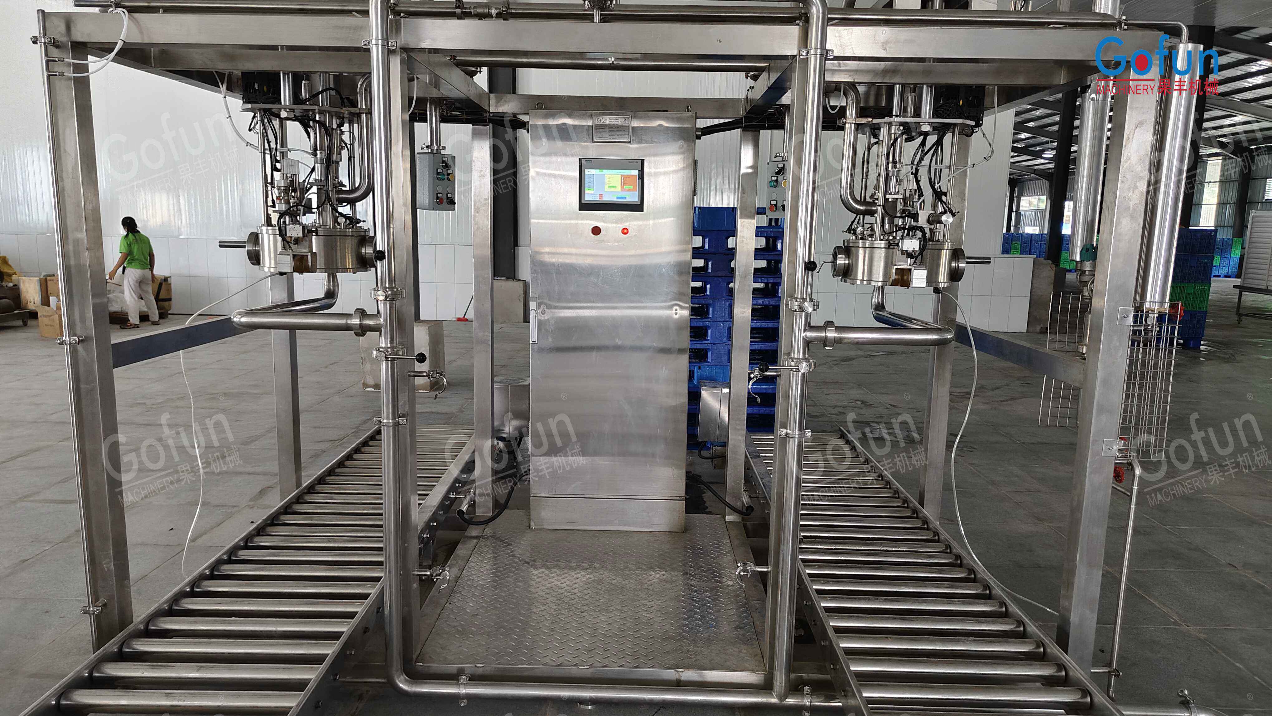 果汁飲料調(diào)配線：上海果豐以智能技術(shù)解開原料配比精確控制難題