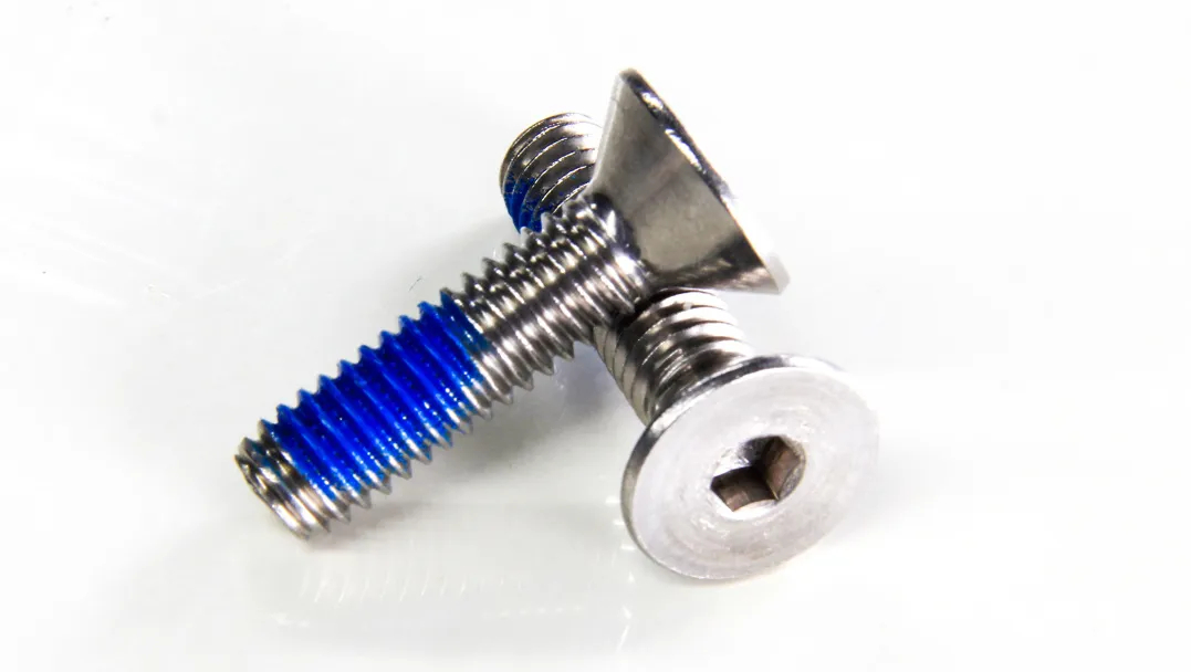 沉頭內(nèi)六角螺栓：結(jié)構(gòu)特點、應(yīng)用場景及選型指南