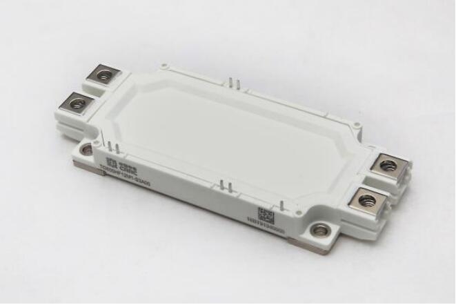 中國中車CRRC IGBT模塊電壓等級：1700V