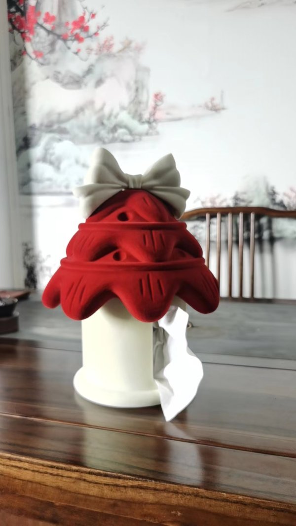 植絨工藝品：紙巾盒