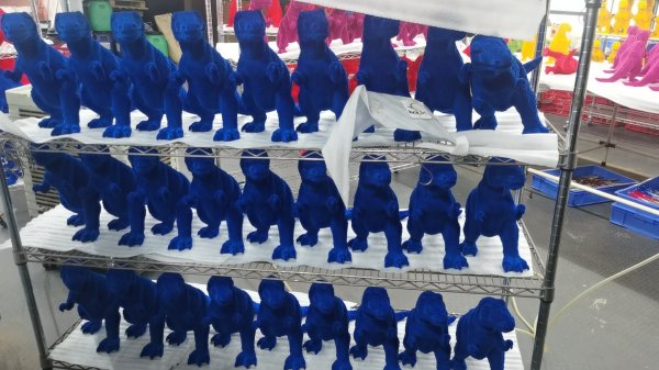 植絨工藝品：小恐龍