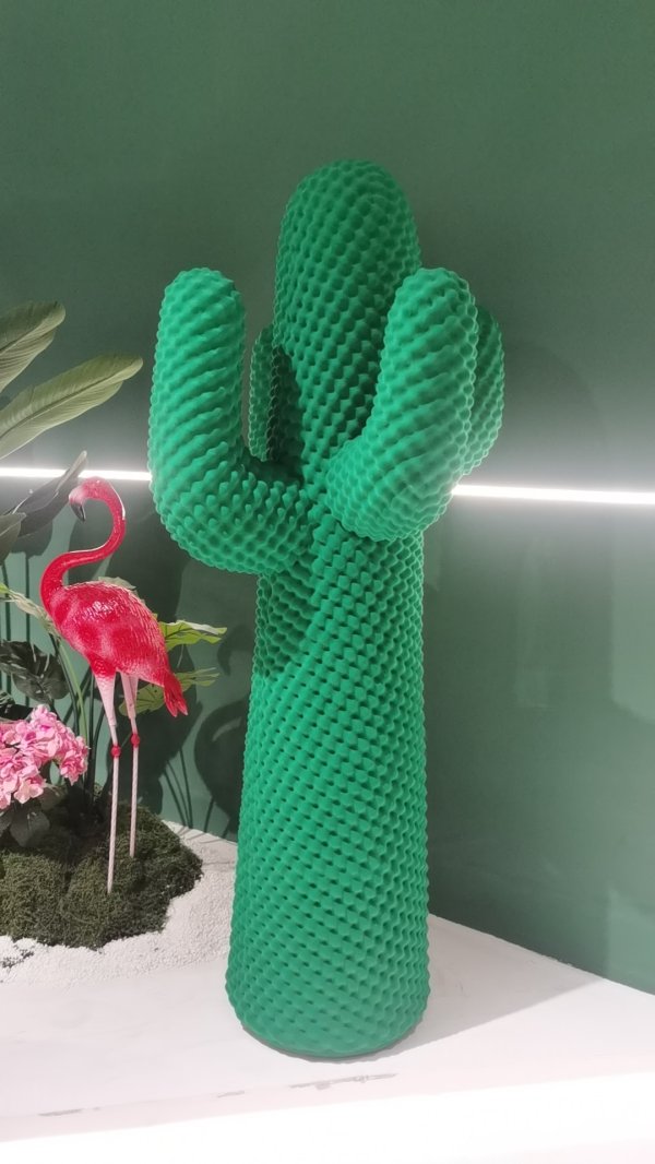 植絨工藝品：仙人掌