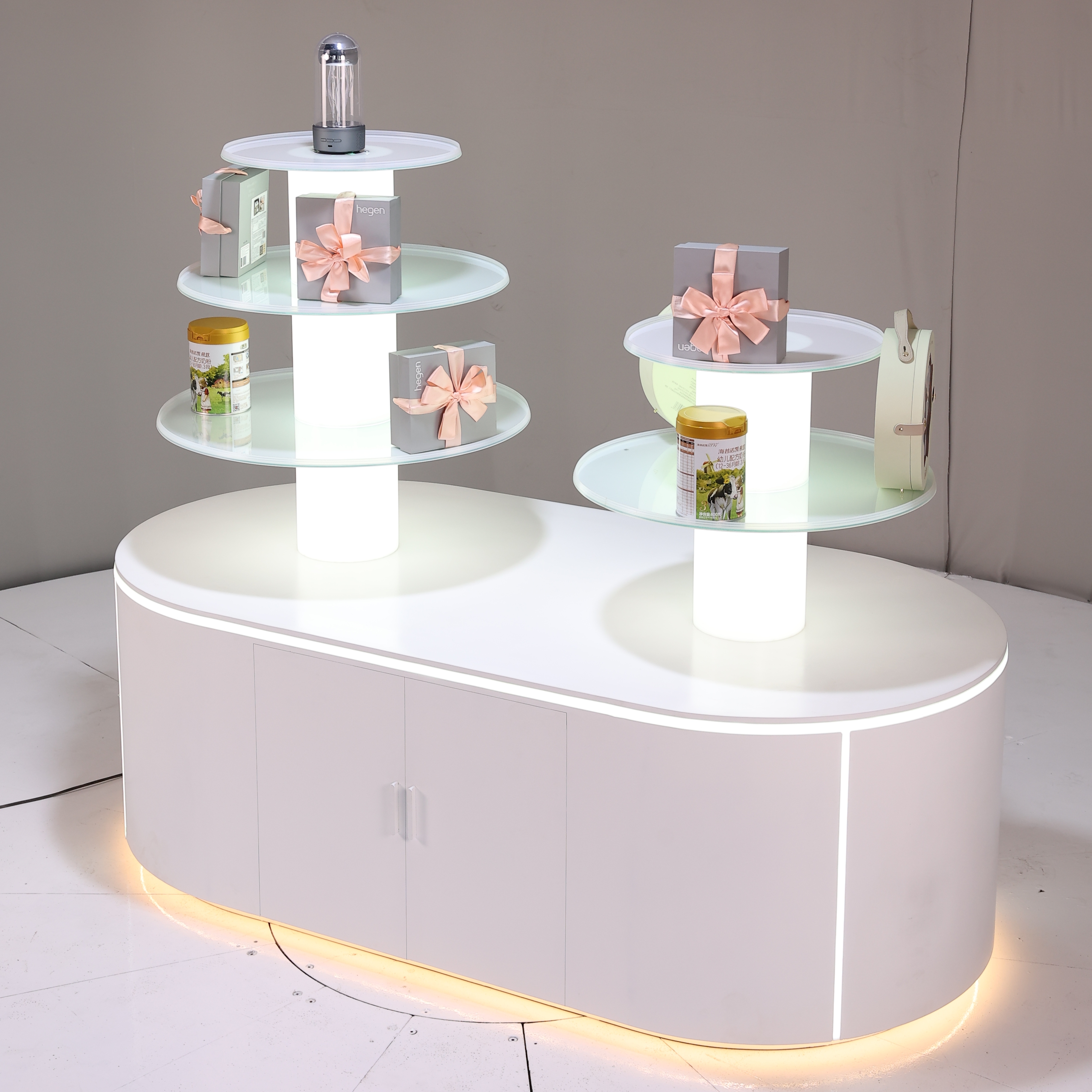 商品旋轉(zhuǎn)展臺定制，助力引流，眾莘廠家全程護(hù)航