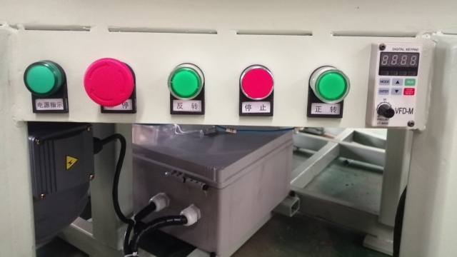 上海自動轉(zhuǎn)臺制造商 誠信為本 四川眾莘旋轉(zhuǎn)機械設備供應