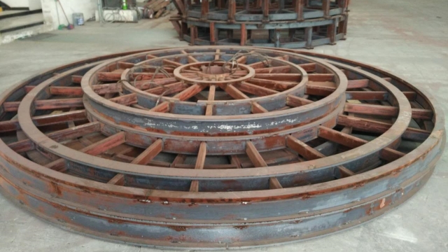 北京承重轉(zhuǎn)臺設備廠家 誠信為本 四川眾莘旋轉(zhuǎn)機械設備供應