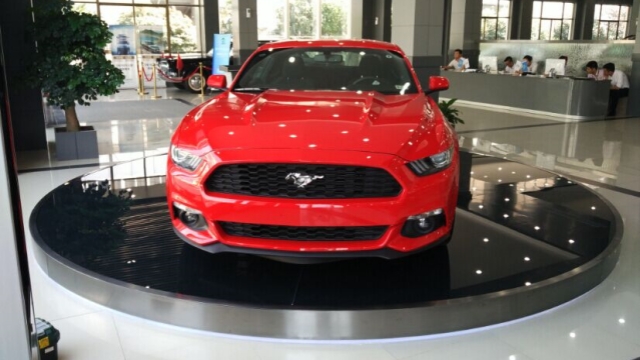 广东汽车回转展台多少钱,汽车转台