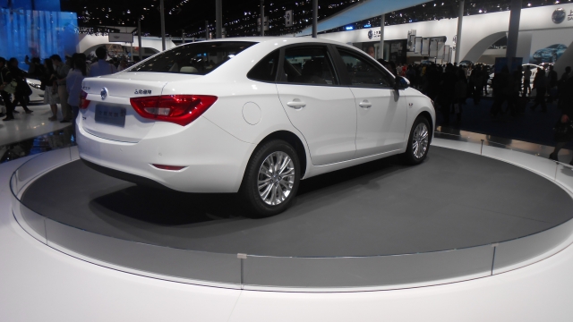 深圳旋转车展台哪家好