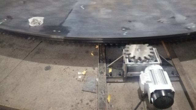 深圳汽车转台厂家