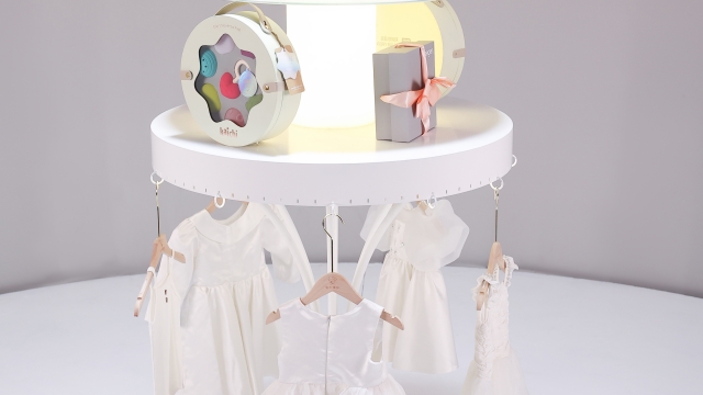 江苏升降旋转展台供应商,商品展示