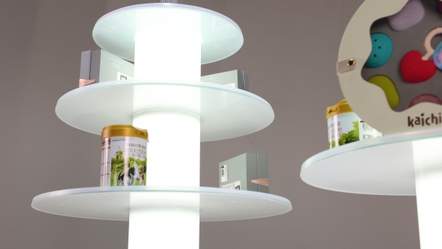 江苏升降旋转展台供应商