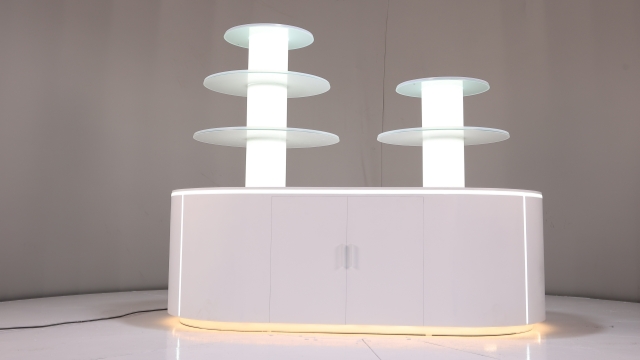 廣東升降旋轉(zhuǎn)展臺制造商 貼心服務(wù) 四川眾莘旋轉(zhuǎn)機(jī)械設(shè)備供應(yīng)