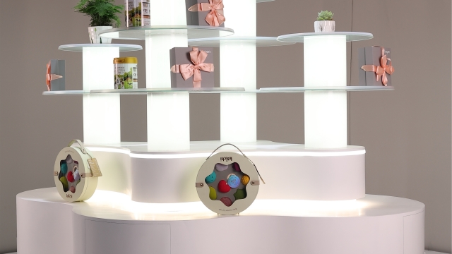 重庆箱包旋转展台生产厂家,商品展示