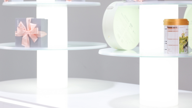 重慶超市回轉(zhuǎn)展臺(tái)供應(yīng)商 客戶至上 四川眾莘旋轉(zhuǎn)機(jī)械設(shè)備供應(yīng)