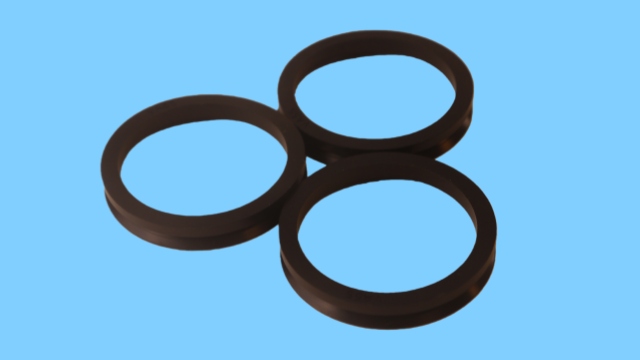 上海緩沖密封液壓油封加工定做 上海瀚滋實業(yè)供應(yīng);