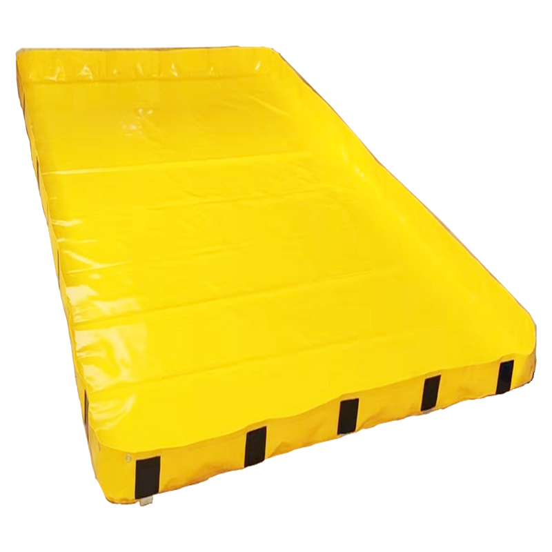 Removeable Containment PVC Spill Containment Berm by Oilspillpro - Prevent Oil Leakage