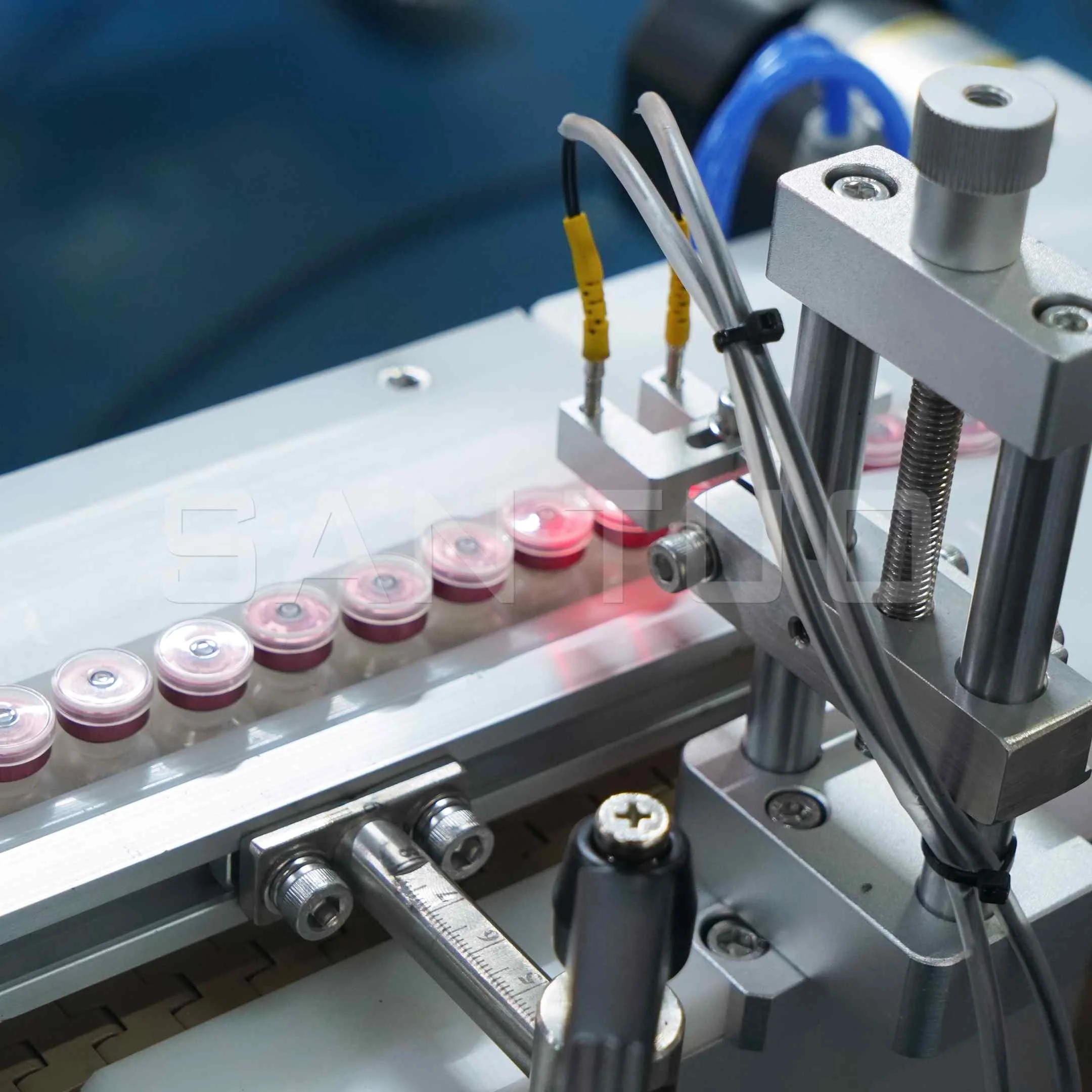 Dual-head Continuous High-Speed Linear Labeling Machine