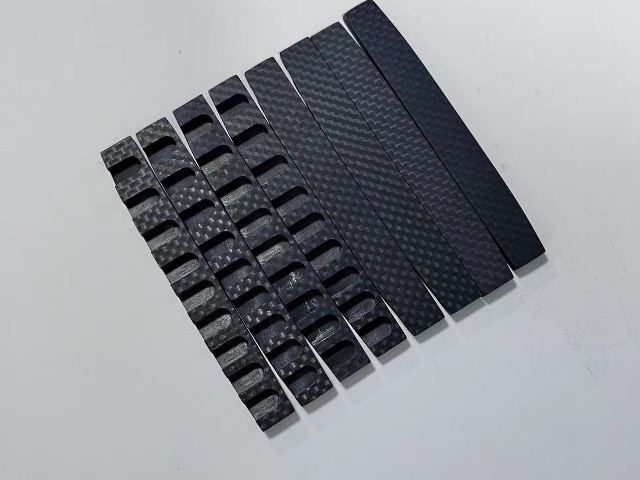 湖北啞光碳纖維異形件廠家電話 碳纖維制品 嘉興市鑫圣碳纖維制品供應(yīng)