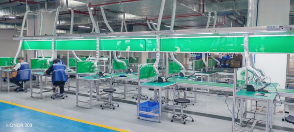 后焊皮帶線 皮帶傳送焊接調(diào)試生產(chǎn)線