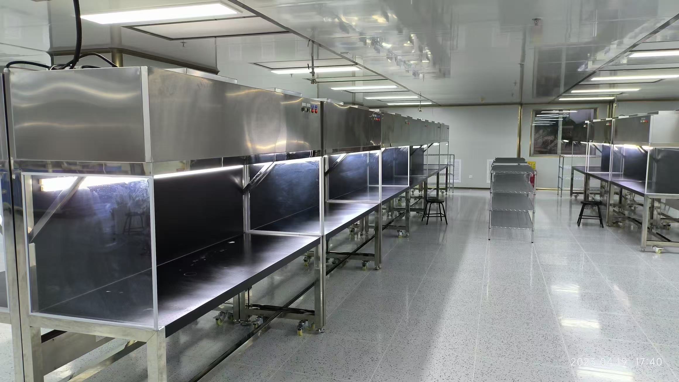 無(wú)塵工作臺(tái)與潔凈室的選型適配建議