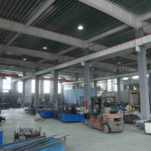 Purpose of Tool Carts and Hydraulic Lifting Platforms