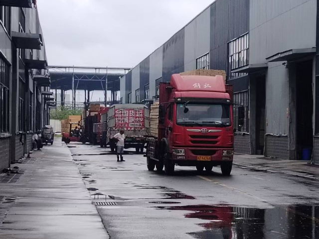 青白江防腐木加工厂场地租赁空地大