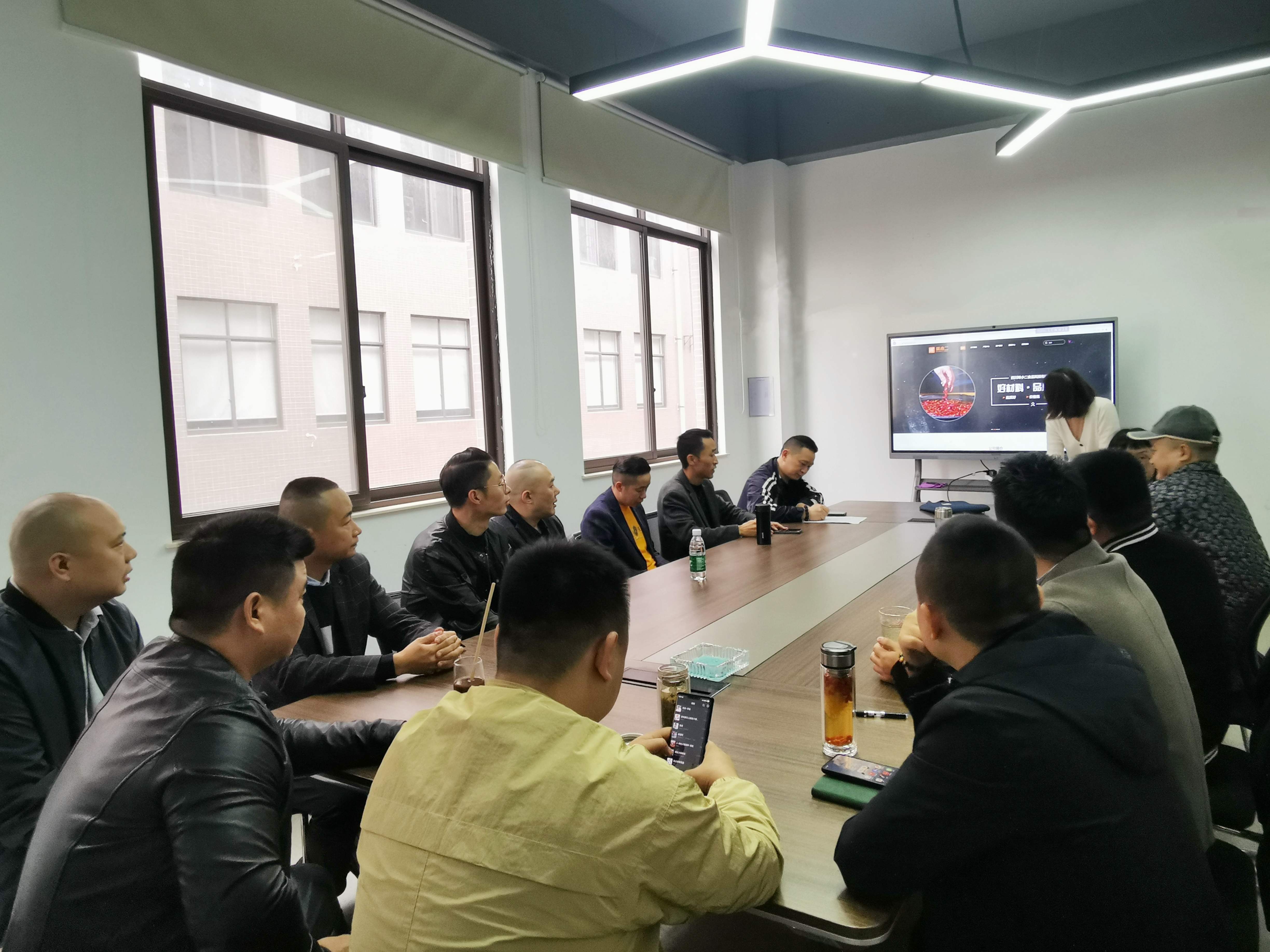 【味小二火鍋節展前銷售會議】圓滿召開