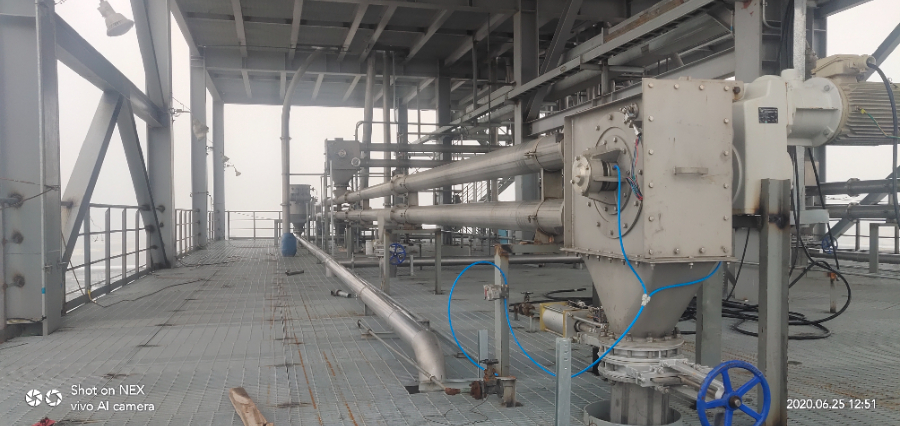 广东防晒防雨材质IBC移动料仓 上海璞拓工业供应